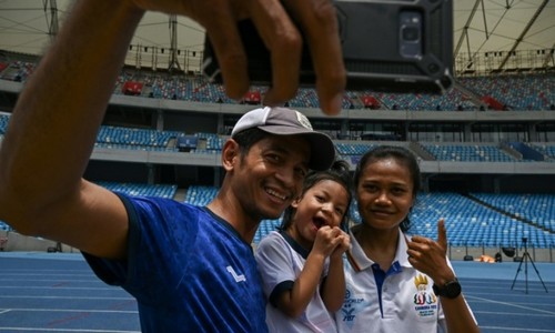 The Inspiring Journey of Cambodian Runner Bou Samnang